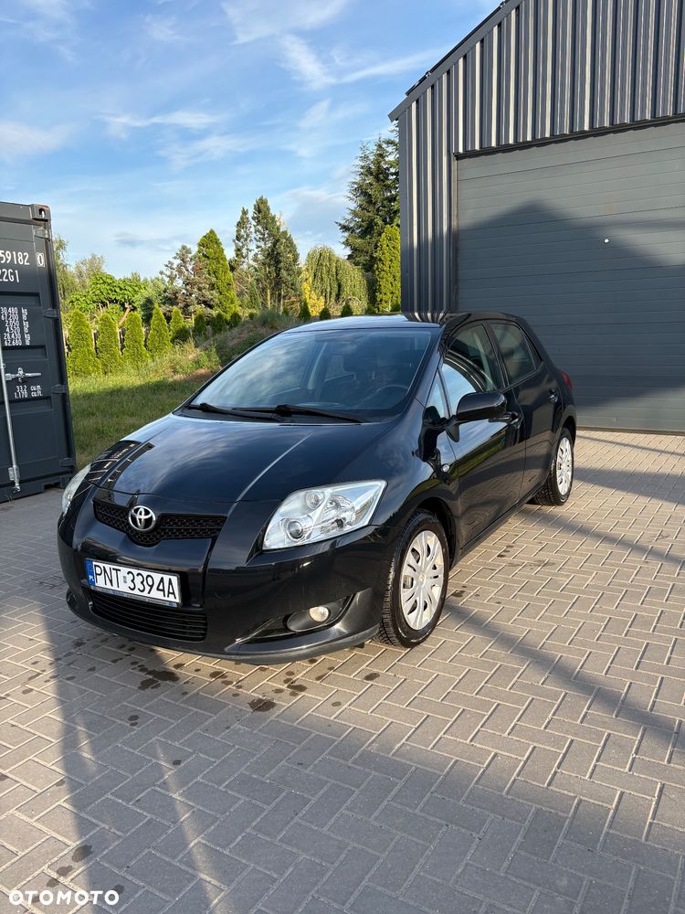 Toyota Auris 1.4 VVT-i - 2