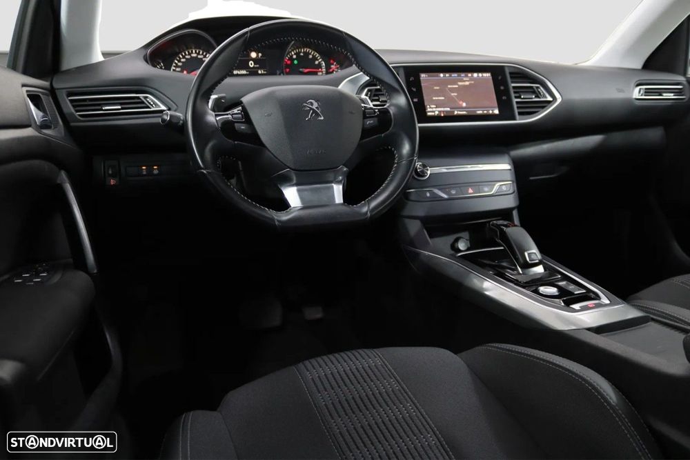 Peugeot 308 - 6