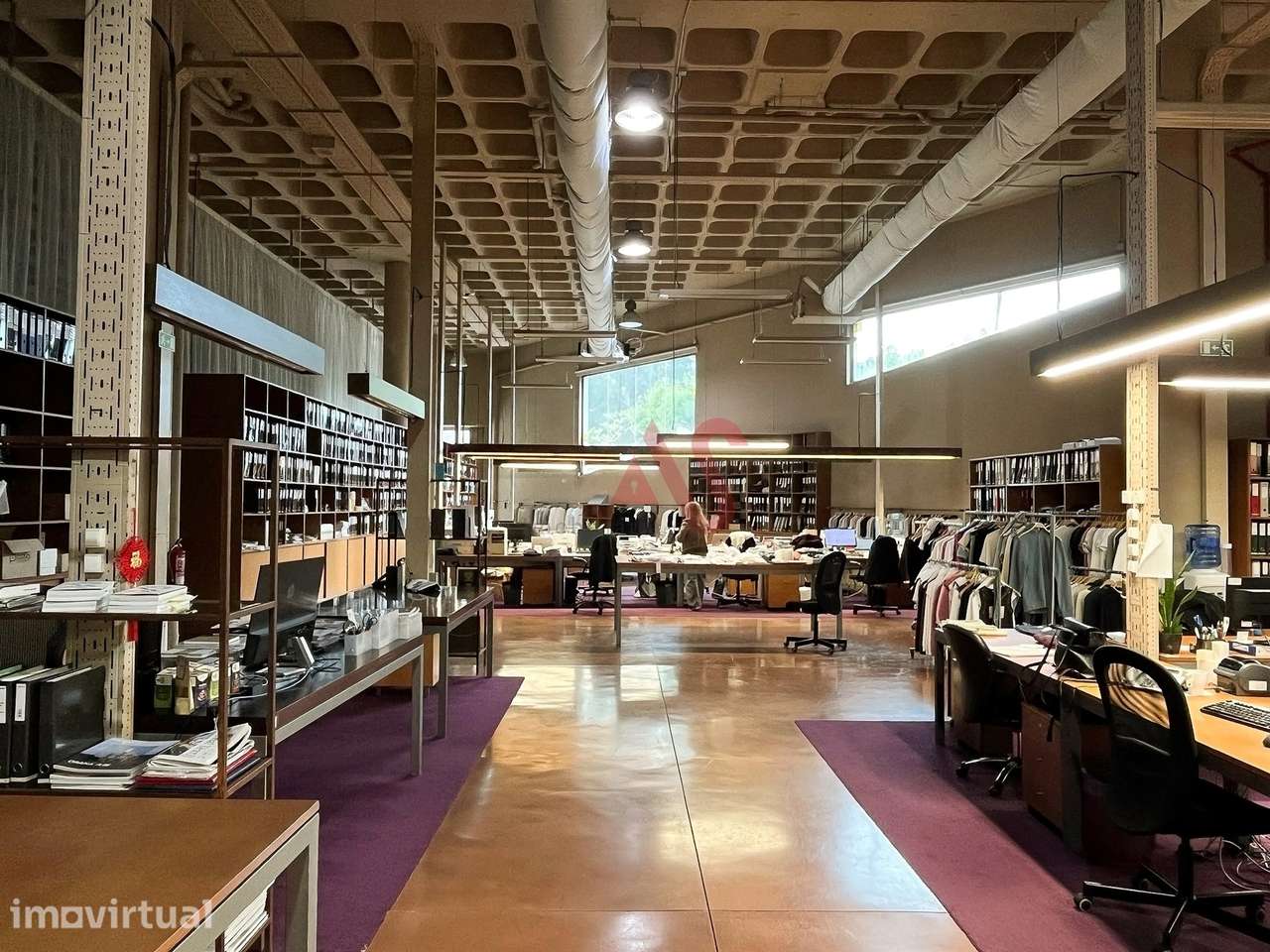 Pavilhão Industrial para Venda na Trofa | 1.721 m² | Escritórios, Show - Grande imagem: 5/10