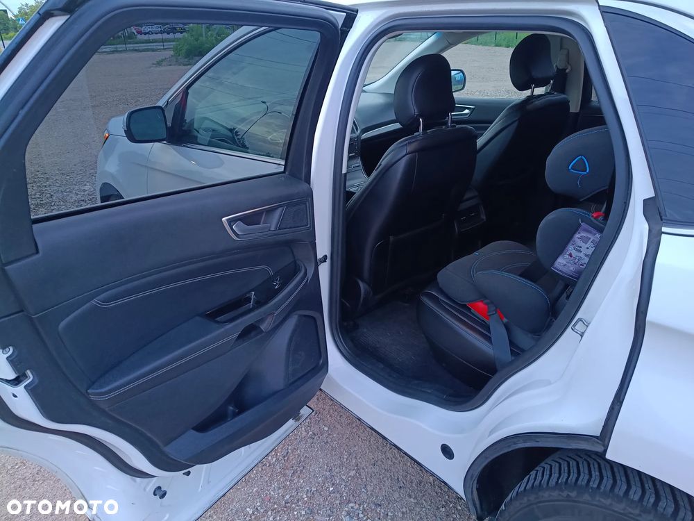 Ford Edge - 13
