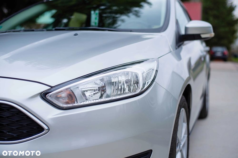Ford Focus 1.0 EcoBoost Edition - 3