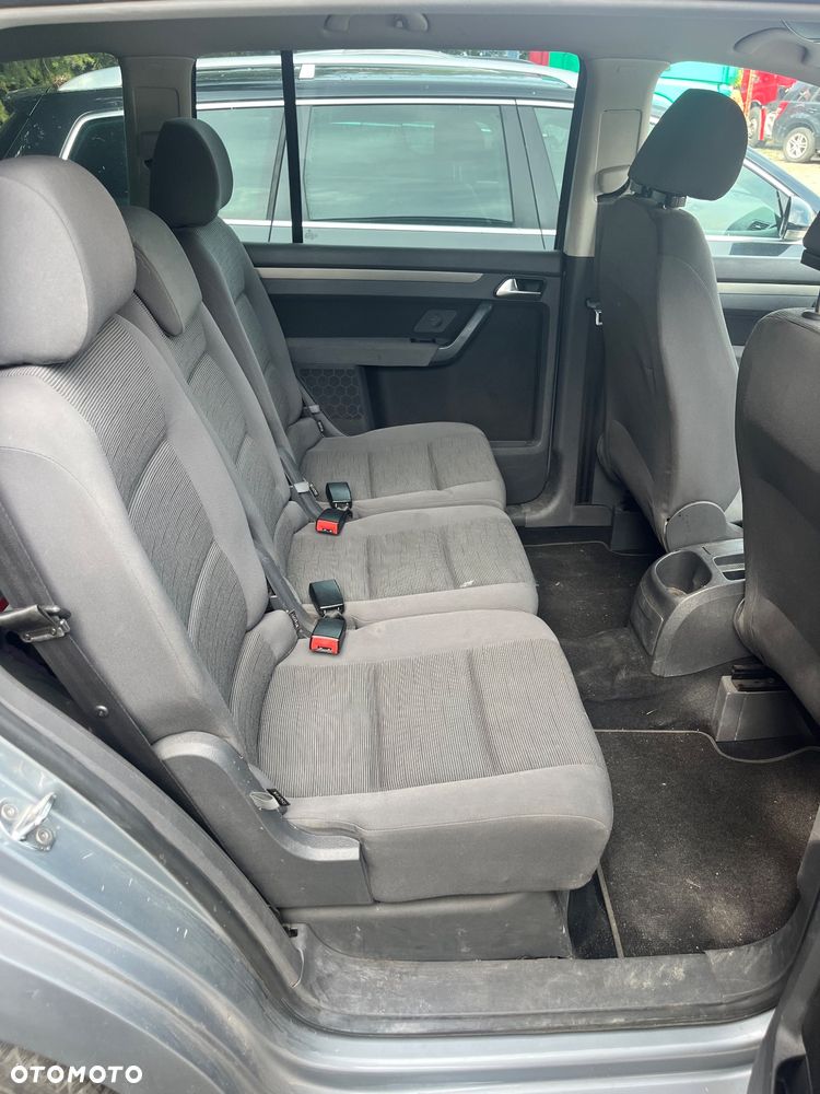 Volkswagen Touran 1.4 TSI Trendline - 11