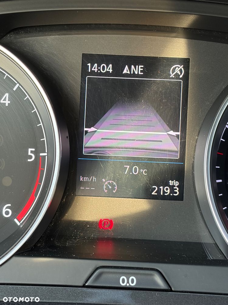 Volkswagen Golf 1.6 TDI BMT Comfortline - 28