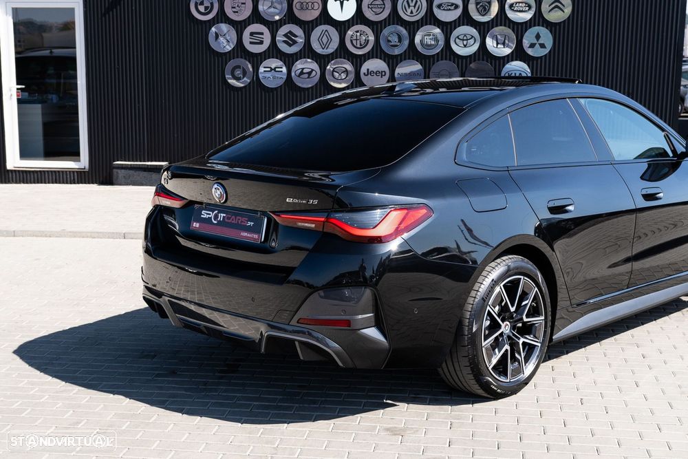 BMW i4 eDrive35 Pack Desportivo M - 10
