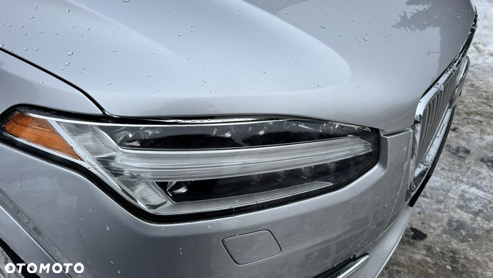 Volvo XC 90 - 33