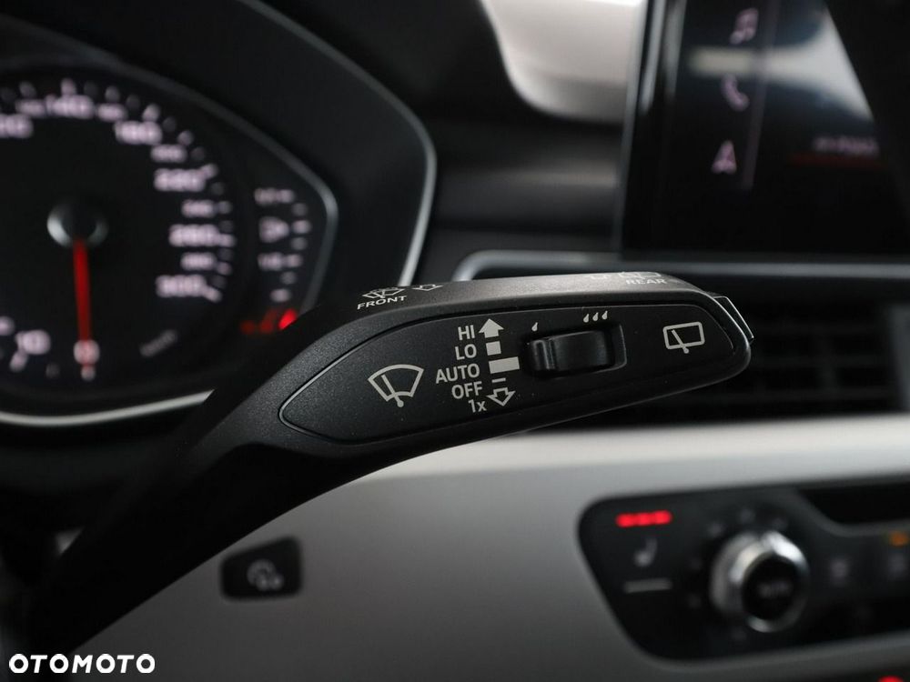 Audi A4 Avant 40 TDI Quattro Advanced S tronic - 35