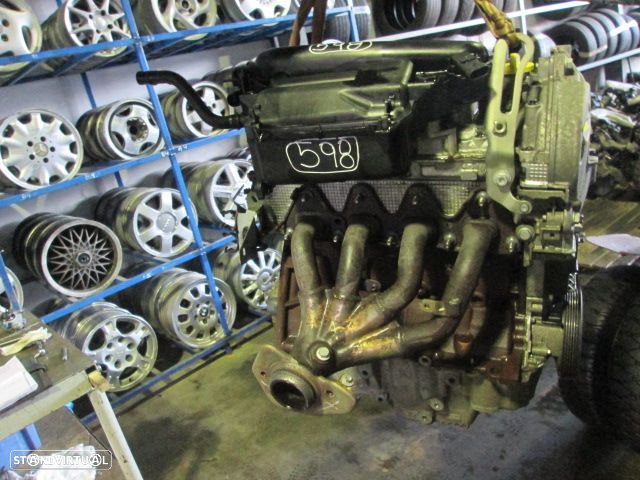 Motor K4MR858 K4M858 RENAULT MEGANE 3 2009 1.6 I  110CV - 4