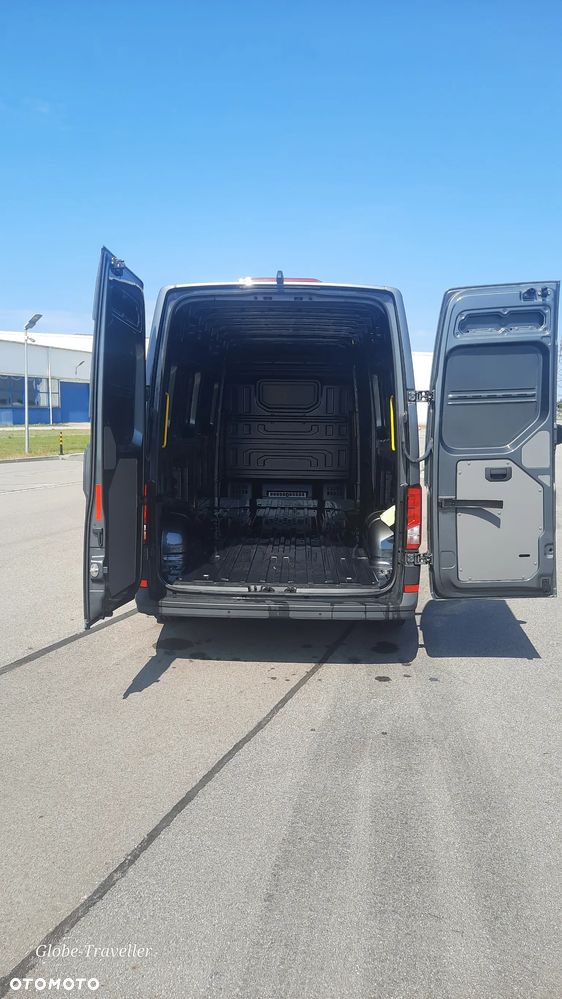 Volkswagen Crafter - 5