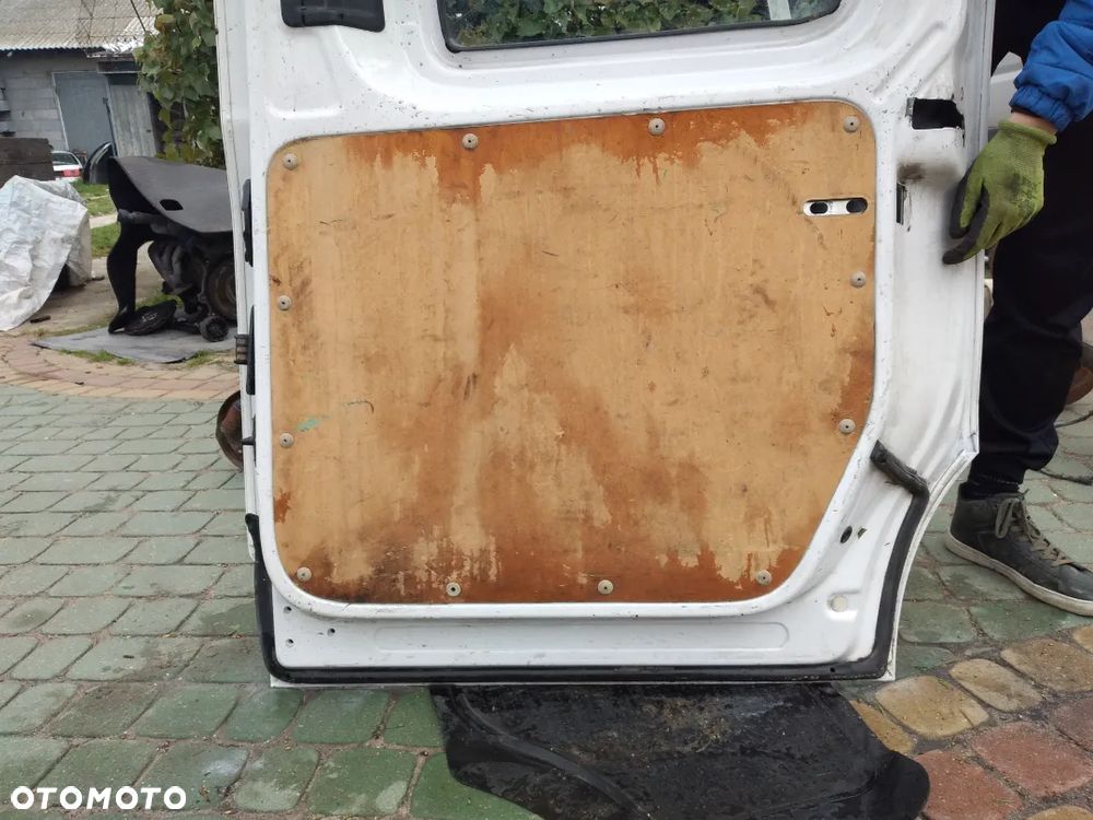 Drzwi prawe VW CADDY 04-10 - 6