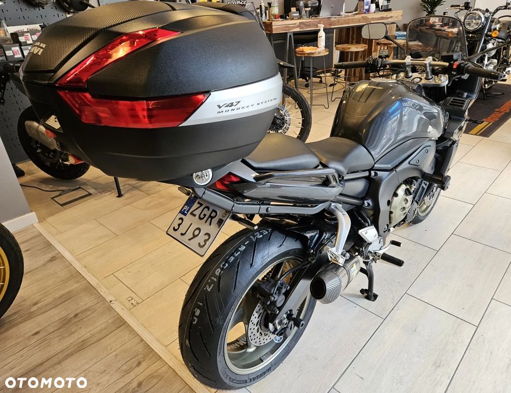 Yamaha FZ - 5