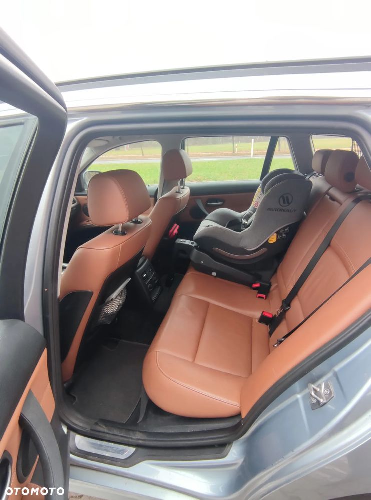 BMW Seria 3 320d - 8