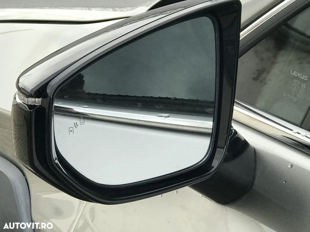 Lexus UX 250h (E-FOUR) Business Edition - 38