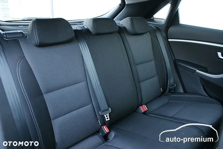 Hyundai i30 1.4 Intro Edition - 27