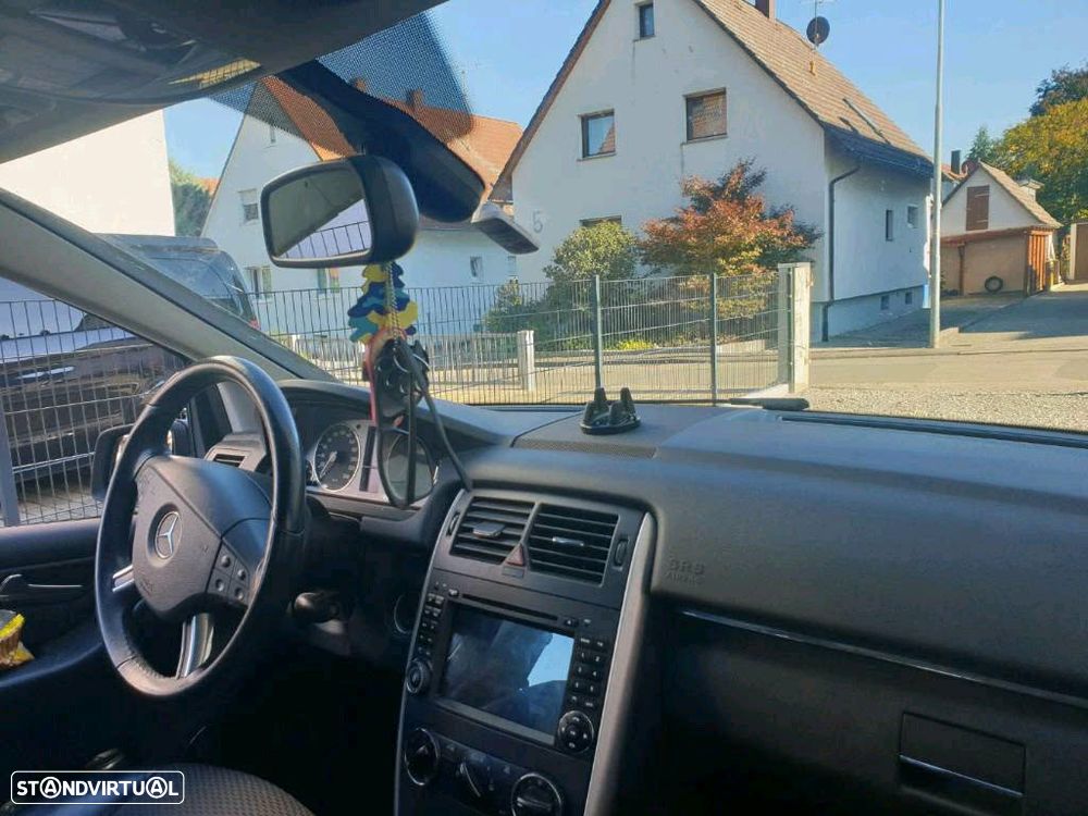 Mercedes-Benz B 200 Autotronic - 4