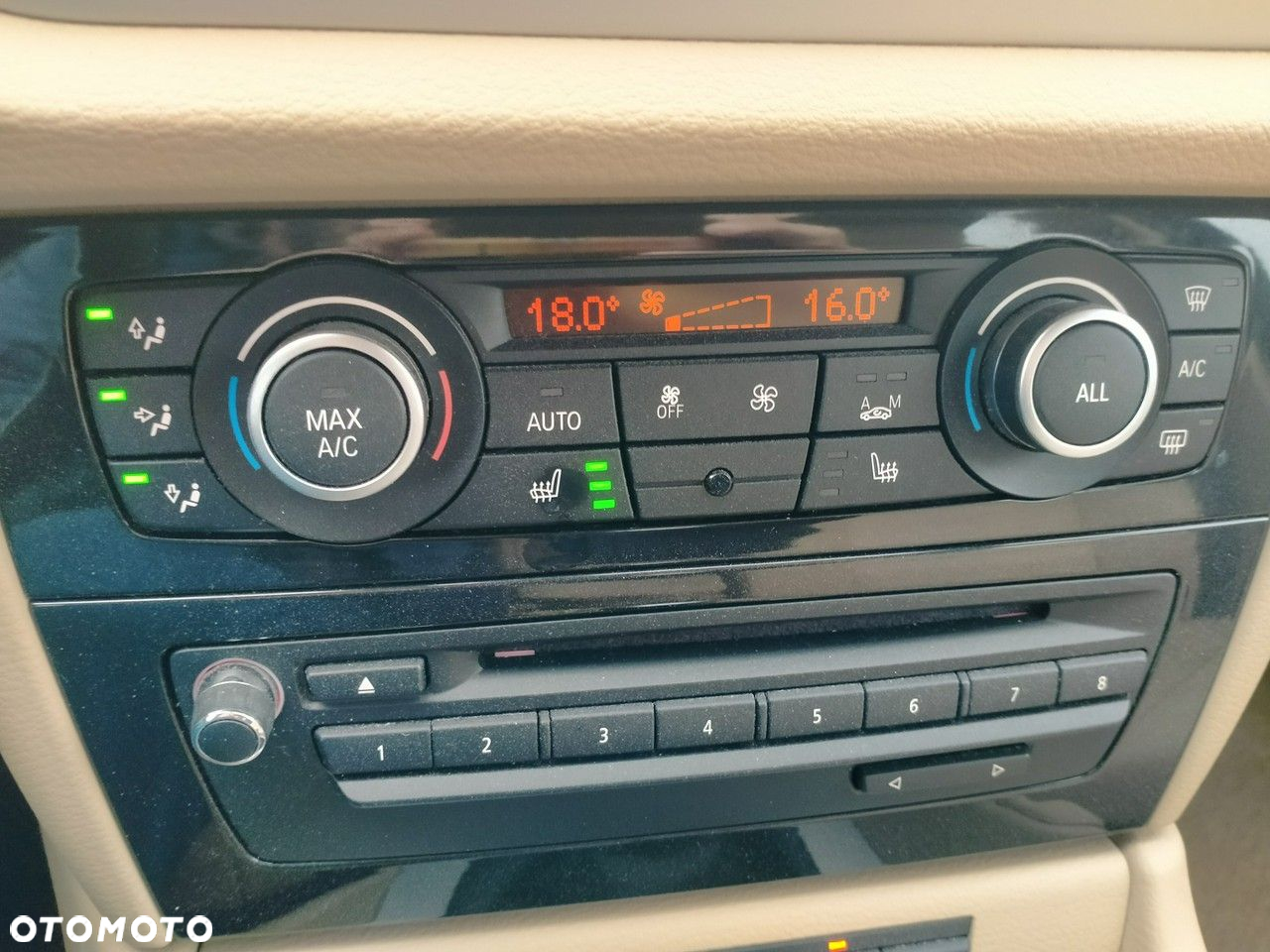 BMW X1 sDrive20i - 16