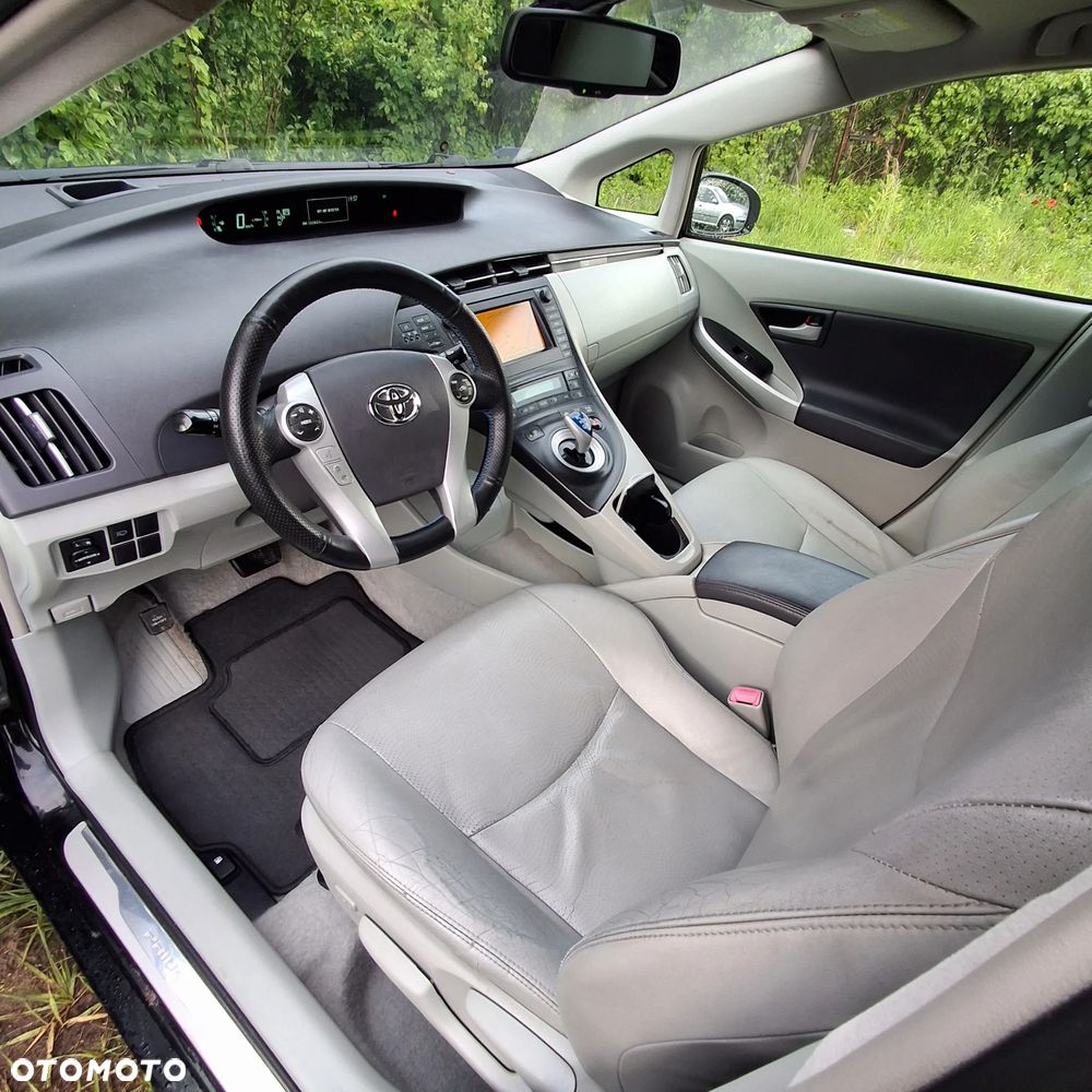 Toyota Prius - 2