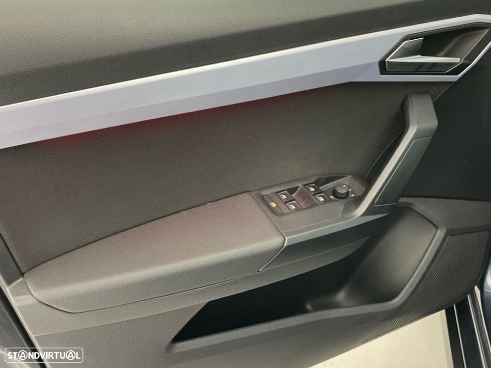 SEAT Arona 1.0 TSI FR - 16