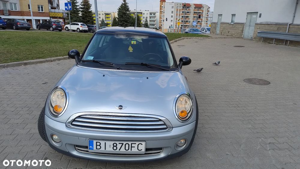 MINI Cooper Standard - 4