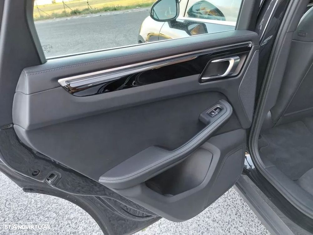 Porsche Macan S - 24