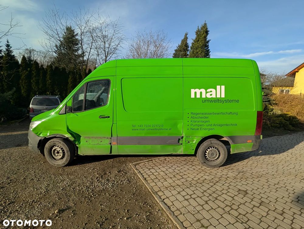 Mercedes-Benz Sprinter - 8
