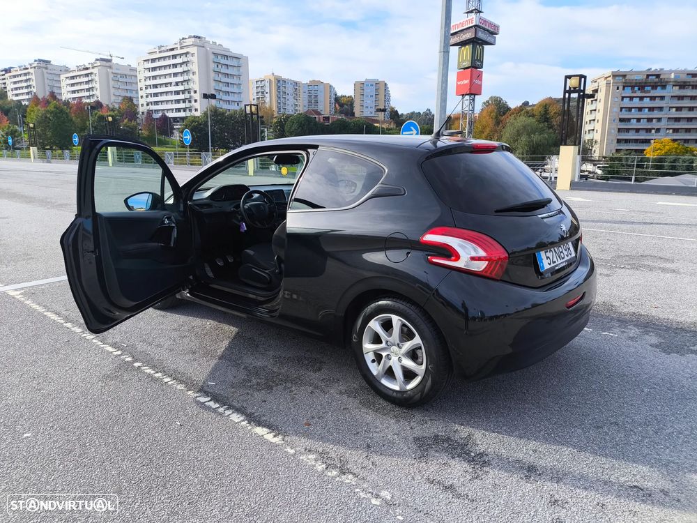 Peugeot 208 1.4 VTi Active - 4