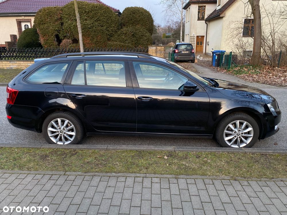 Skoda Octavia 1.6 TDI Ambition - 8
