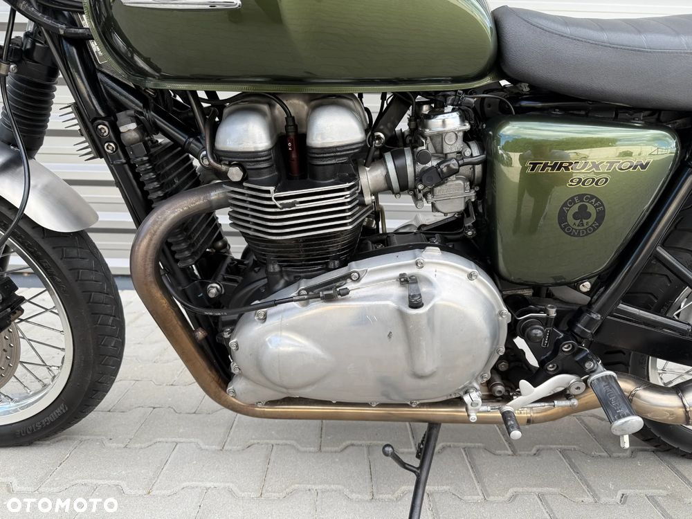 Triumph Thruxton - 13