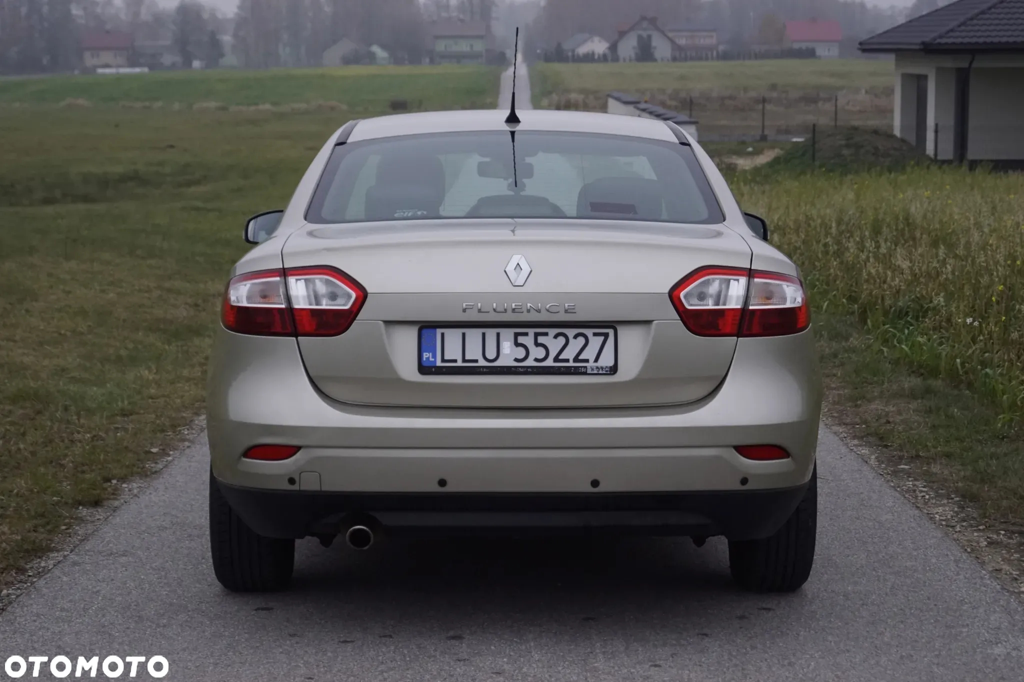 Renault Fluence 1.6 16V Expression Euro5 - 13