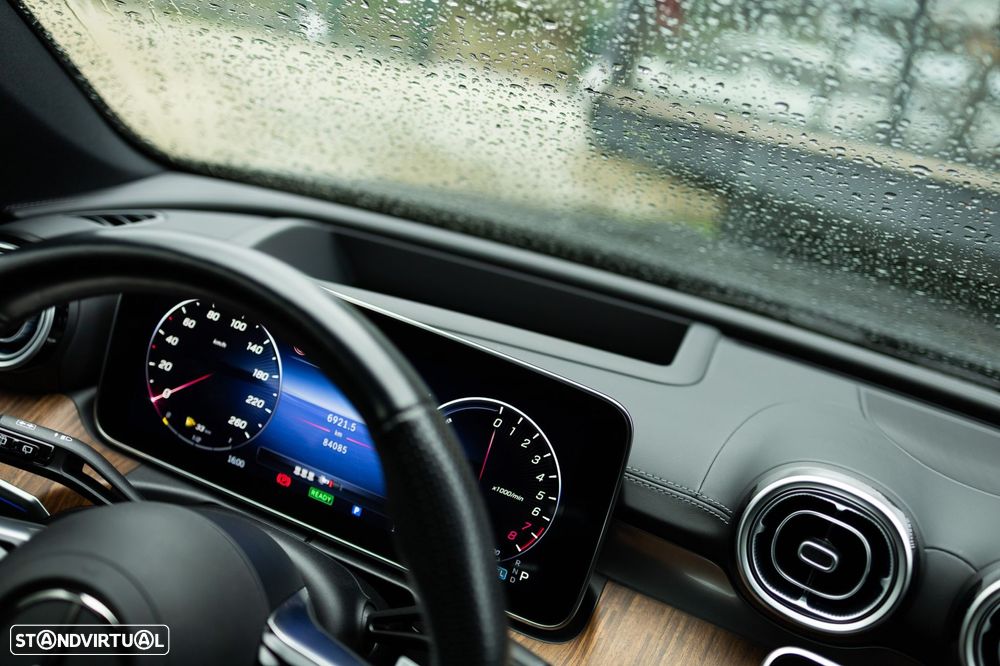 Mercedes-Benz C 300 e AMG Line - 31