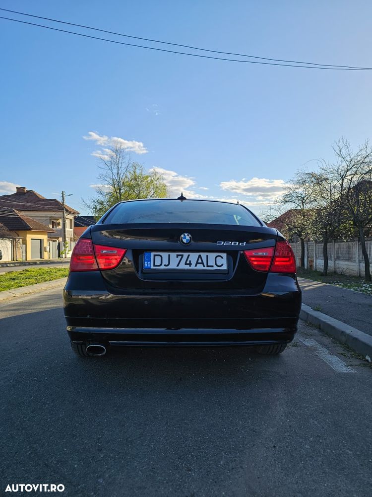 BMW Seria 3 320d - 3