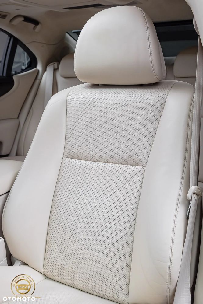 Lexus LS - 27