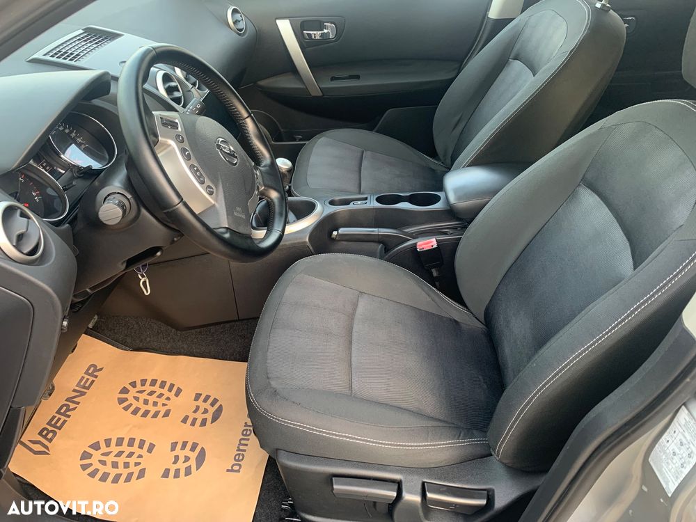 Nissan Qashqai+2 - 5