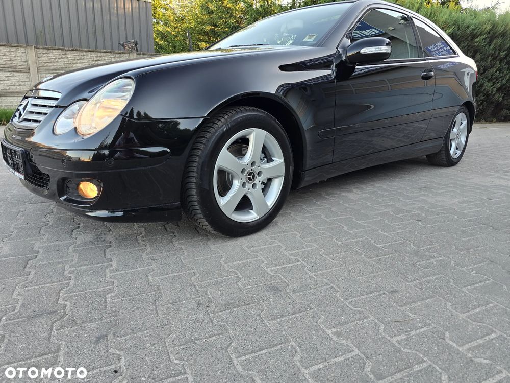 Mercedes-Benz Klasa C 200 Kompressor Sportcoupe - 12