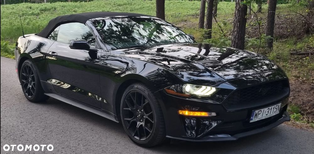 Ford Mustang - 2