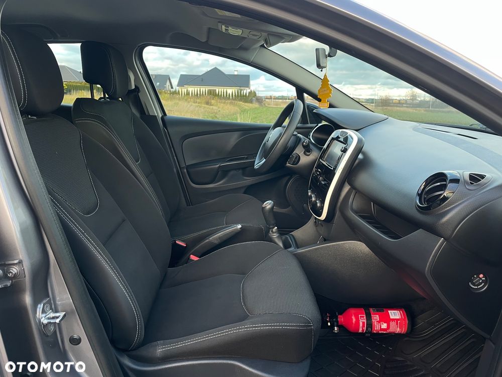 Renault Clio TCe 90 Luxe - 15