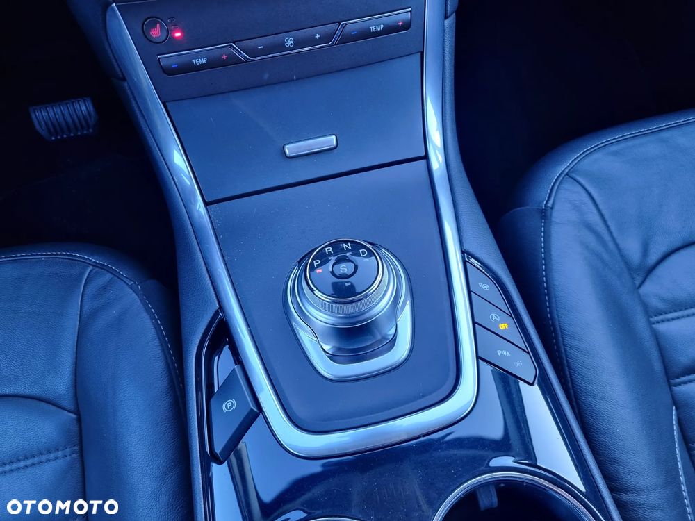 Ford Galaxy 2.0 EcoBlue Titanium - 38