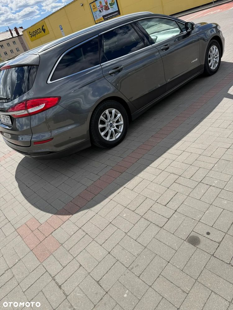 Ford Mondeo 2.0 Hybrid Titanium - 17