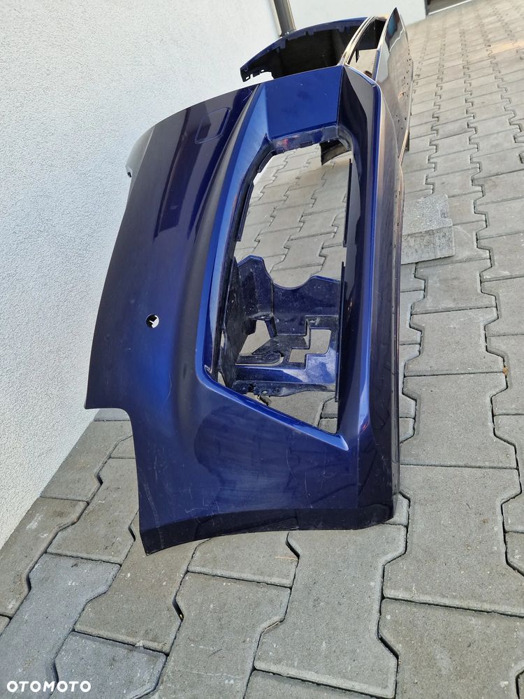 Zderzak Audi A4 B9 8w  2015 - s line - 8