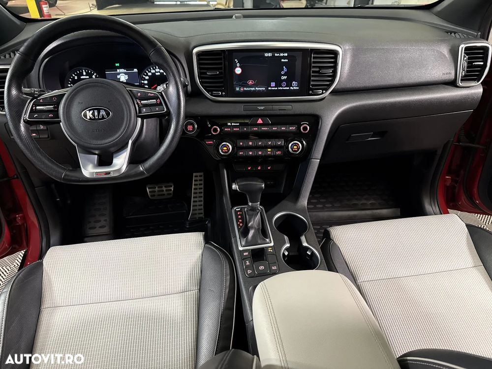Kia Sportage - 10