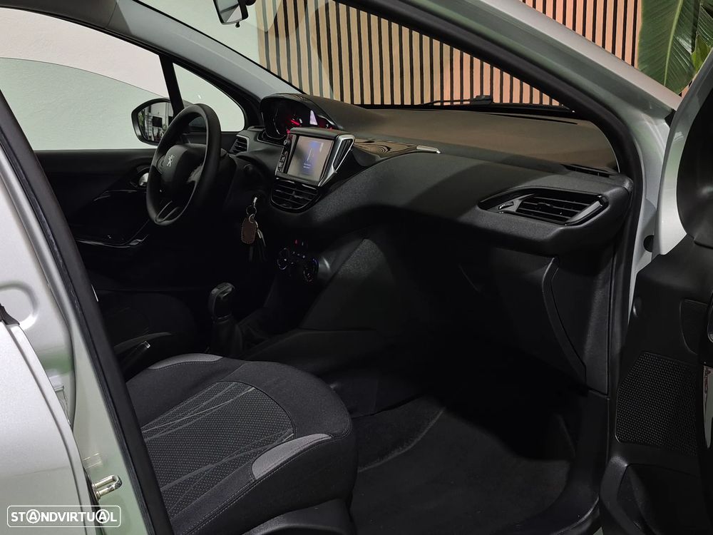 Peugeot 208 1.4 HDi Active - 12