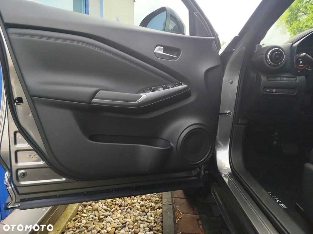 Nissan Juke 1.0 DIG-T N-Connecta DCT - 19