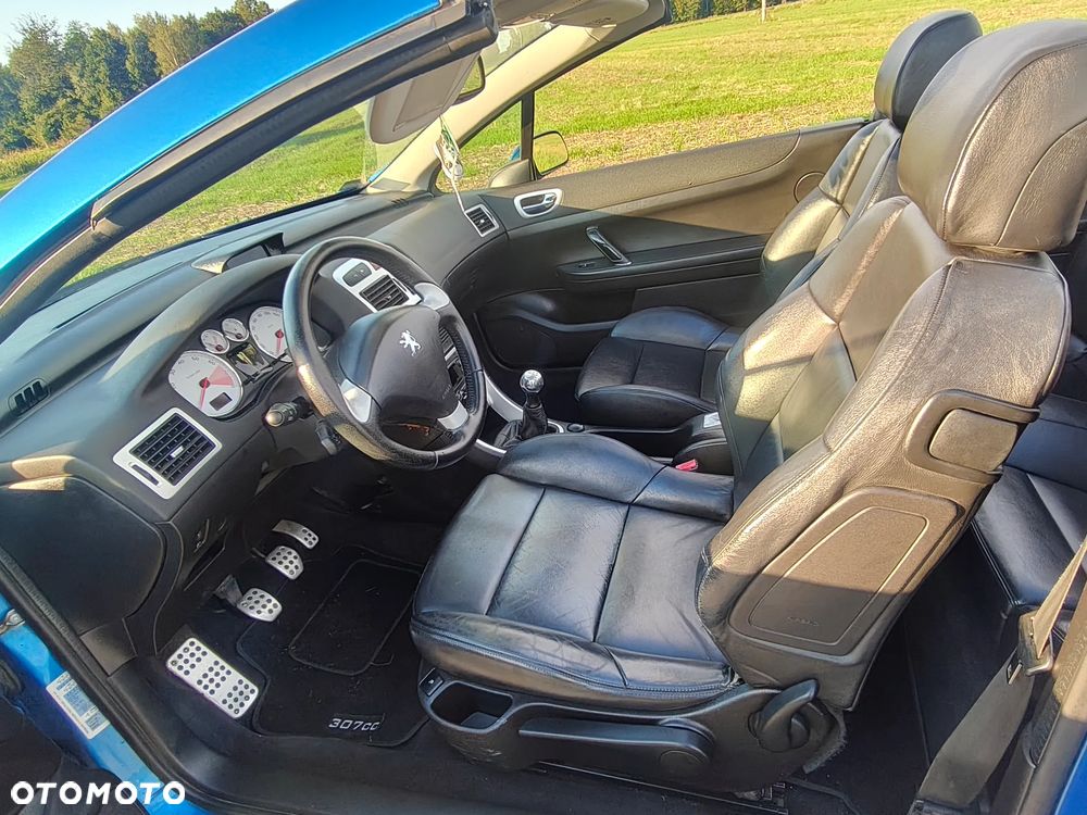 Peugeot 307 CC 2.0 - 12
