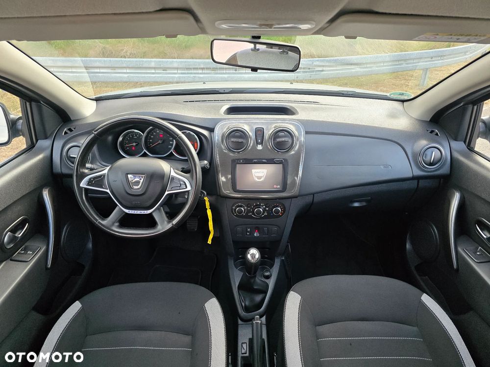 Dacia Sandero Stepway TCe 90 (S&S) Prestige - 12