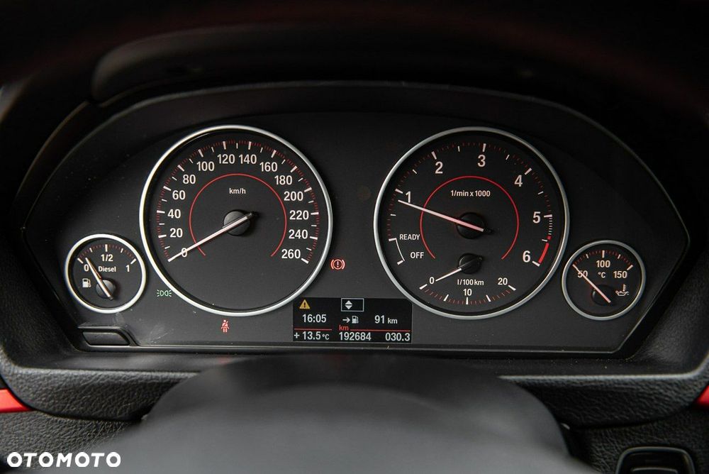 BMW Seria 3 320d Sport Line - 29