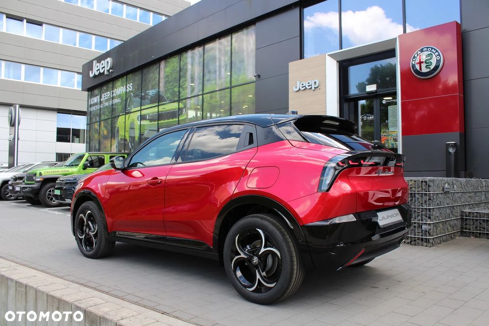 Alfa Romeo Junior 1.2 mHEV Sprint Q4 eDCT - 6