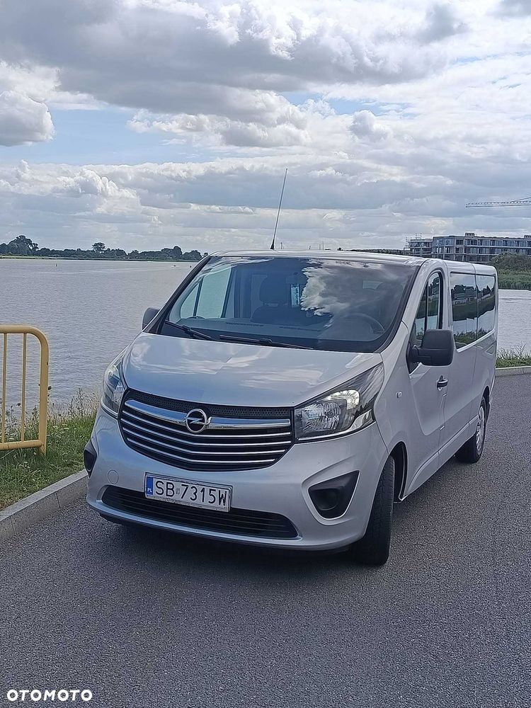 Opel Vivaro - 1