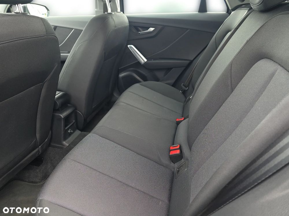 Audi Q2 30 TFSI - 13