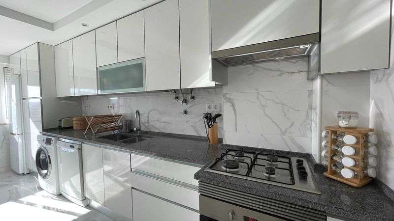Apartamento T2 | Luz Natural | A 5 Minutos a Pé do Metro de Odivelas - Grande imagem: 4/10