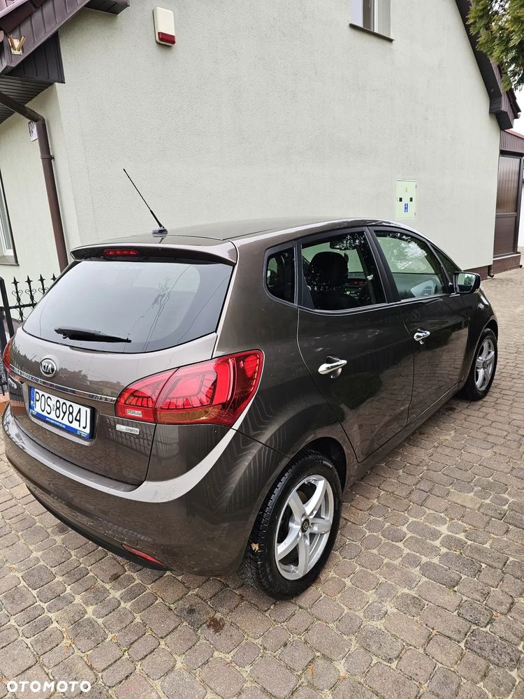 Kia Venga 1.4 L - 5