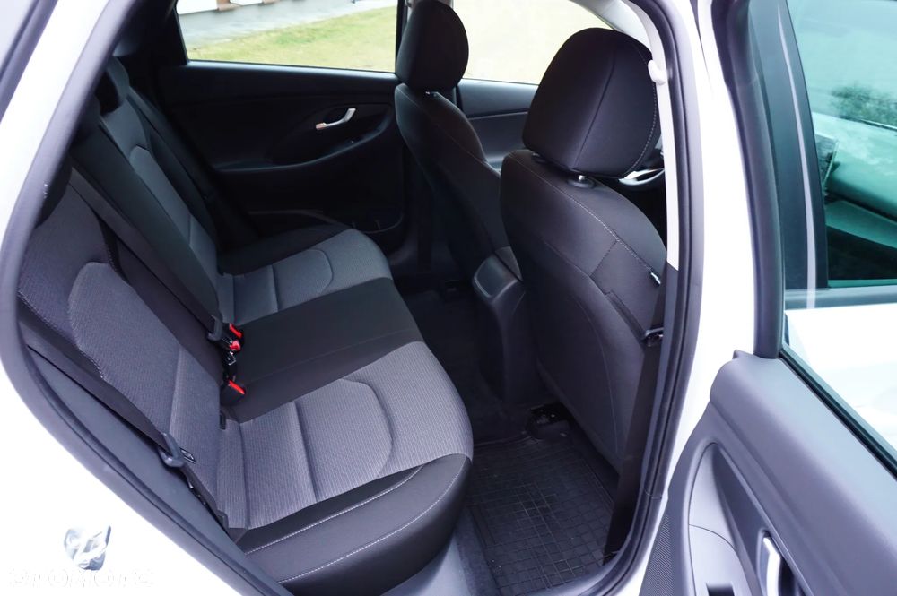 Hyundai i30 1.0 T-GDI Modern - 24